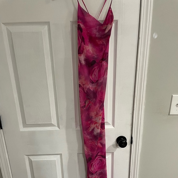 Additional pictures of Kim Shui dress - Picture 4 of 15